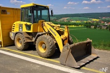 KOMATSU WA 85-3 uszczelka głowicy